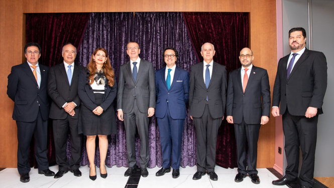 Ministrs un nerezidējošie