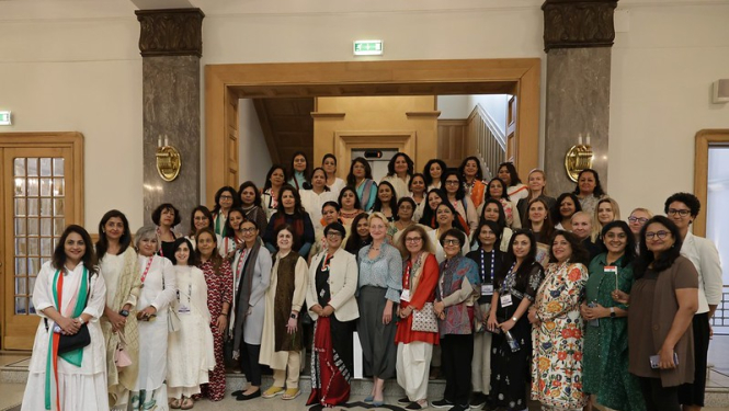 Parlamentārā sekretāre tiekas ar Indijas Tirdzniecības un rūpniecības kameras federācijas sieviešu organizāciju, 15.08.2024.