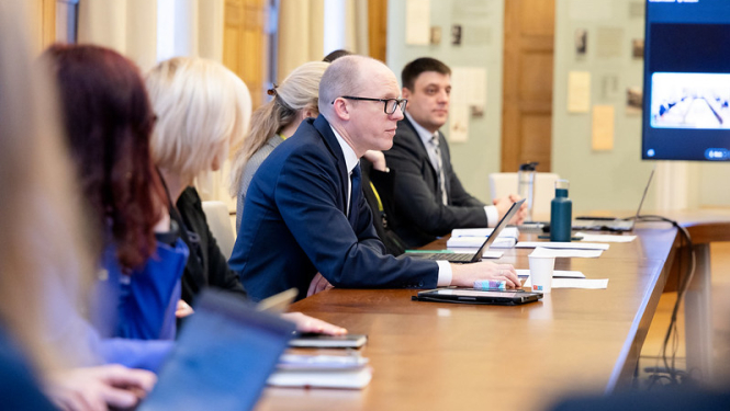 Andris Pelšs uzrunā UNESCO Latvijas ekspertus