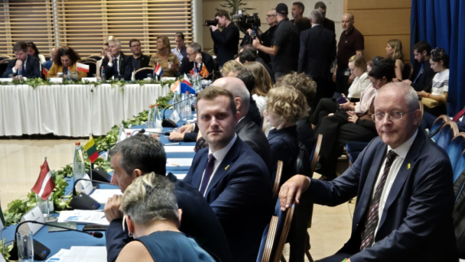 Artjoms Uršuļskis konferencē Together in Effort, United in Impact