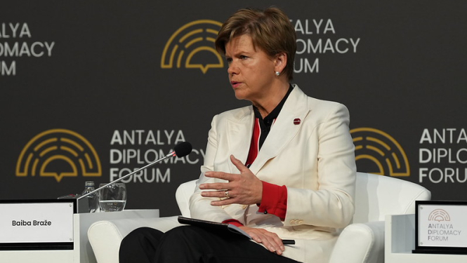 Ārlietu ministre Baiba Braže uzrunā 5. Antālijas diplomātijas foruma dalībniekus