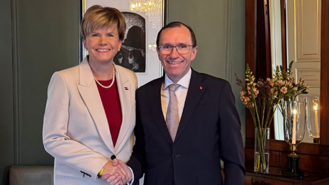 Ārlietu ministre Baiba Braže un Norvēģijas ārlietu ministrs Espens Barts Eide