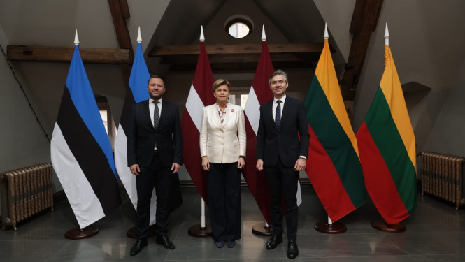 Baltijas valstu ārlietu ministr- Baiba Braže, Marguss Cahkna, Ķēstutis Budris