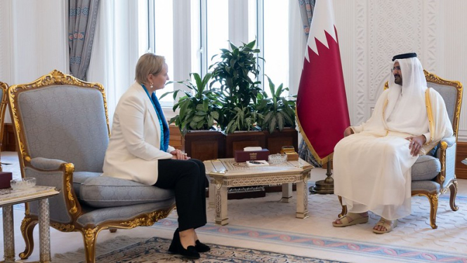 Dana Goldfinča un Sheikh Abdullah bin Hamad Al Thani