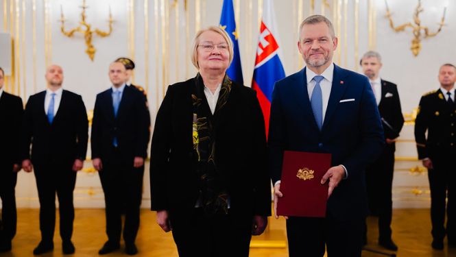 Vēstniece Ingrīda Levrence un Slovākijas Republikas prezidents Peters Pellegrīni