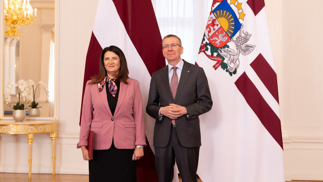 Vēstniece Ivita Burmistre un Valsts prezidents Edgars Rinkēvičs