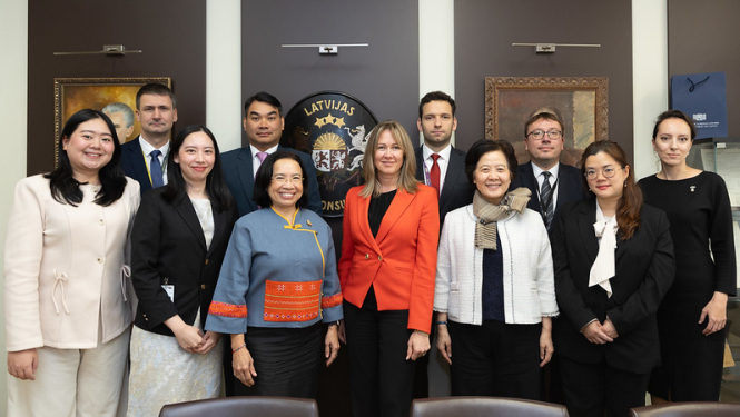 Sanāksmes dalībnieku kopbilde