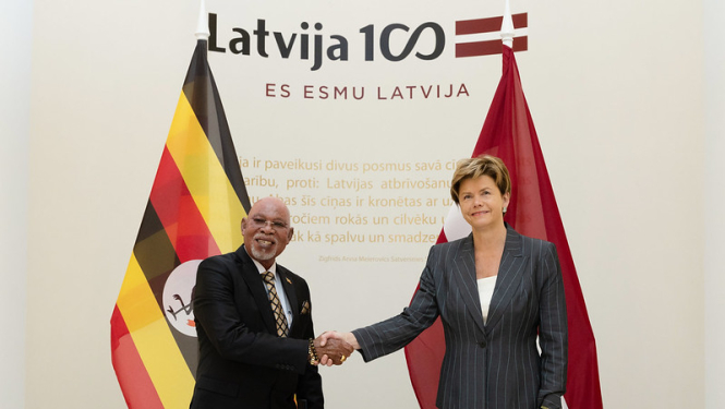 Odongo Jeje Abubakha un Baiba Braže