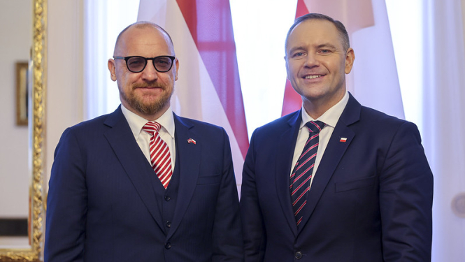 Vēstnieks Raimonds Jansons un Polijas Republikas prezidents Karols Navrockis