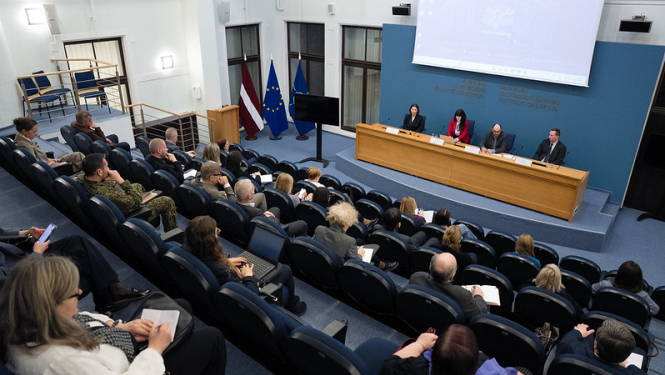 Skats uz sanāksmju zāli