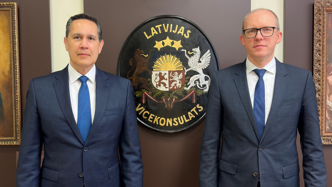 Valsts sekretārs Andris Pelšs pieņem akreditācijas vizītē Meksikas Savienoto Valstu vēstnieku Latvijā Alehandro Aldaju-Gonsalesu (Alejandro Alday Gonzalez)