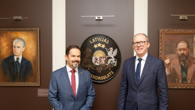 Valsts sekretārs Andris Pelšs tiekas ar jauno Ungārijas vēstnieku Latvijā Ģerģu Urkuti 