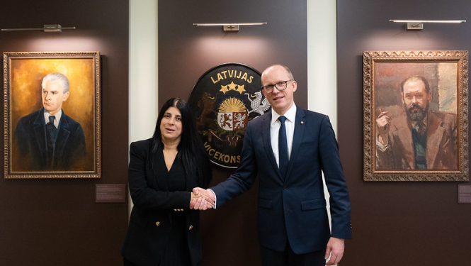 Ārlietu ministrijas valsts sekretārs Andris Pelšs tiekas ar nākamo Maltas ārkārtējo un pilnvaroto vēstnieci Latvijā Mariju Kardonu (Maria Cardona)