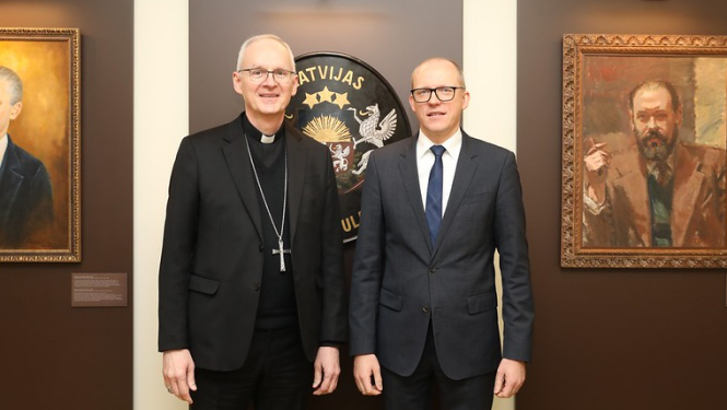 Ārlietu ministrijas valsts sekretārs Andris Pelšs tiekas ar Svētā Krēsla apustulisko nunciju Latvijā arhibīskapu Petaru Rajiču (Petar Rajić)