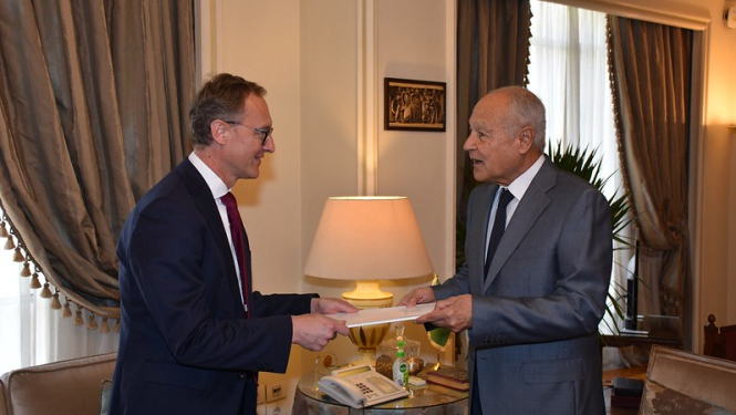 Andris Razāns iesniedz akreditācijas vēstuli Ahmed Aboul Gheit