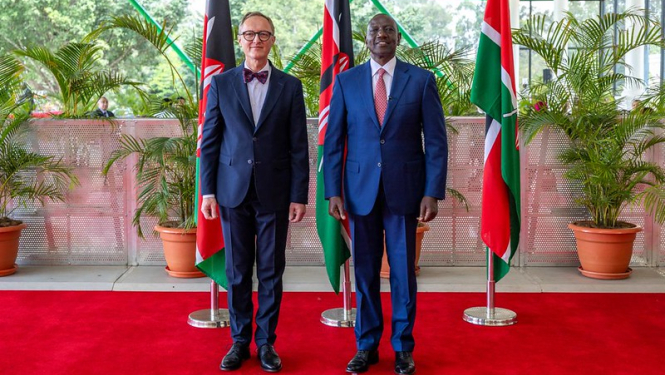 Andris Razāns un William Ruto