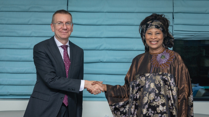 Ārlietu ministrs pauž Latvijas interesi ar Senegālu noslēgt divpusējo gaisa satiksmes līgumu