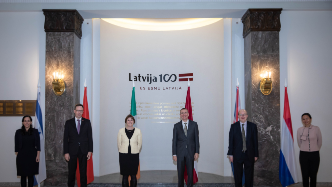 Ārlietu ministrs tiekas ar jaunajiem Apvienotās Karalistes, Izraēlas, Īrijas, Nīderlandes un Šveices vēstniekiem Latvij