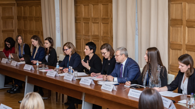 Attīstības sadarbības politikas konsultatīvajā padomē pārrunā Latvijas atbalstu Ukrainai un nākamā gada prioritātes