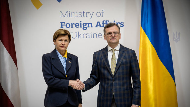 Baiba Braže un Dmytro Kuleba