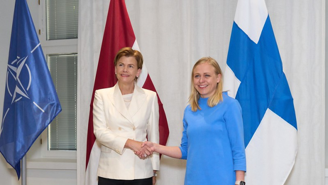 Baiba Braže un Elina Valtonen