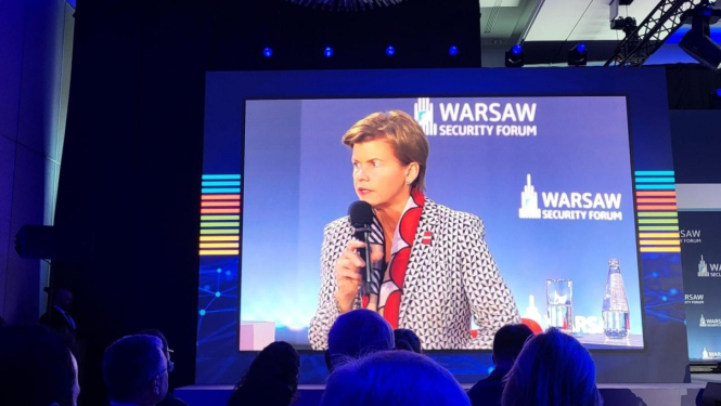 Baiba Braže uzstājas Varšavas drošības forumā