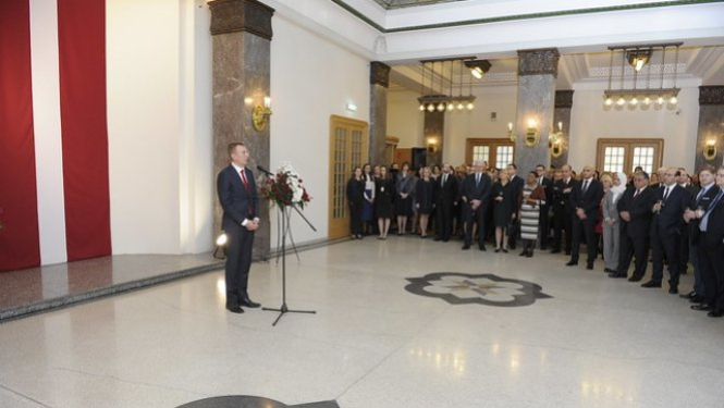 Ārlietu ministrijā atzīmē Latvijas Republikas starptautiskās de iure atzīšanas 96. gadadienu