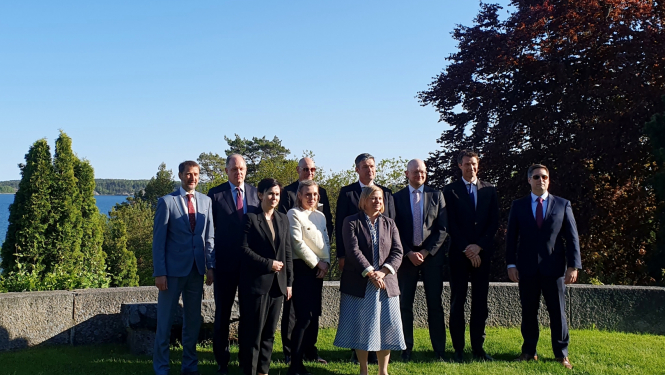 Andžejs Stokholmā E-Pine