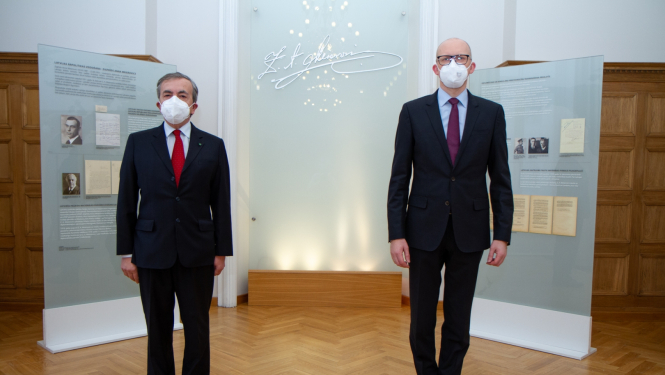 Valsts sekretārs atvadu vizītē pieņem Itālijas vēstnieku