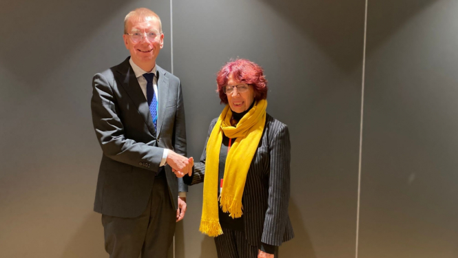 Ministrs ar Meksikas kolēģi