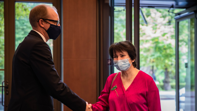 Valsts sekretārs atvadu vizītē tikās ar Izraēlas vēstnieci