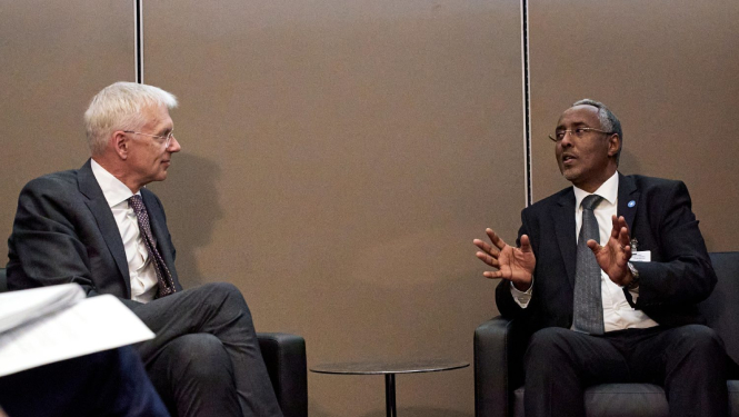 Latvijas ārlietu ministrs Krišjānis Kariņš tiekas ar Somālijas ārlietu ministru Abširu Omaru Džamu