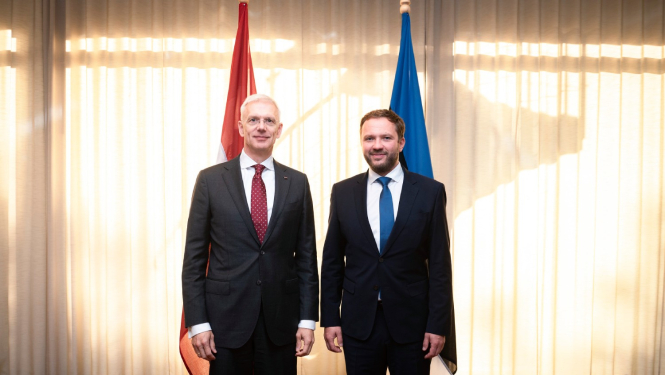 Latvijas ārlietu ministrs Krišjānis Kariņš un Igaunijas ārlietu ministrs Marguss Cahkna