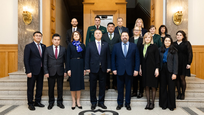 Latvijas un Kazahstānas konsulārās konsultācijas