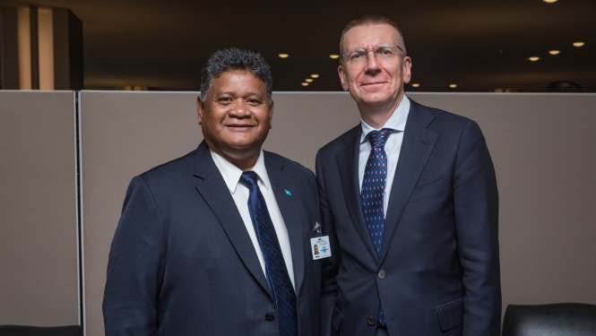 Latvijas un Palau ārlietu ministri pārrunā sadarbību ANO