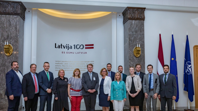 Latviju apmeklē ASV Kongresa padomnieku delegācija