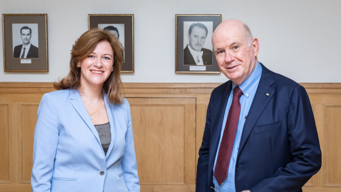 Parlamentārā sekretāre un CERN padomes prezidents pārrunā Latvijas dalības asociētās dalībvalsts statusā pirmā gada rezultātus