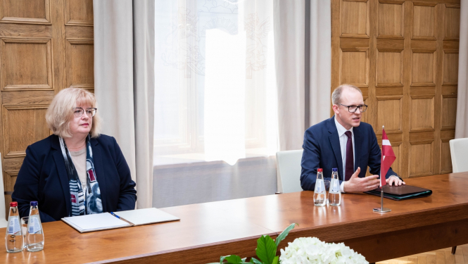 Pelš akreditācijas vizītē