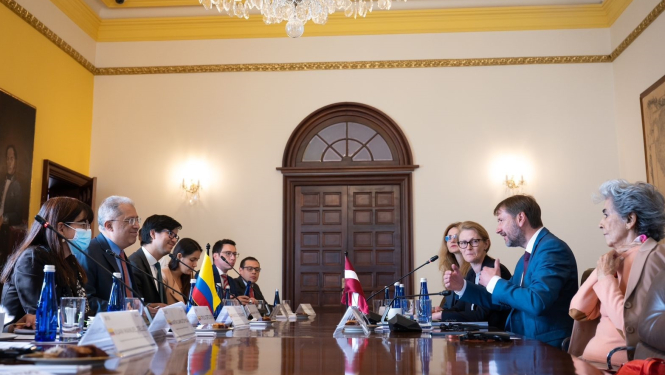 Politiskajās konsultācijās Kolumbijā vienojas stiprināt sadarbību