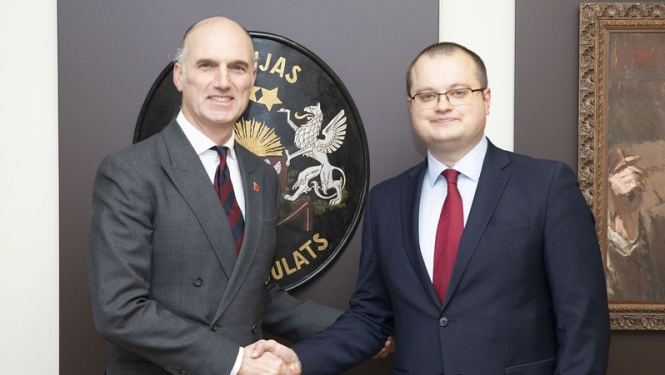 Reinis Brusbārdis tiekas ar Leo Dokertiju (Leo Docherty)