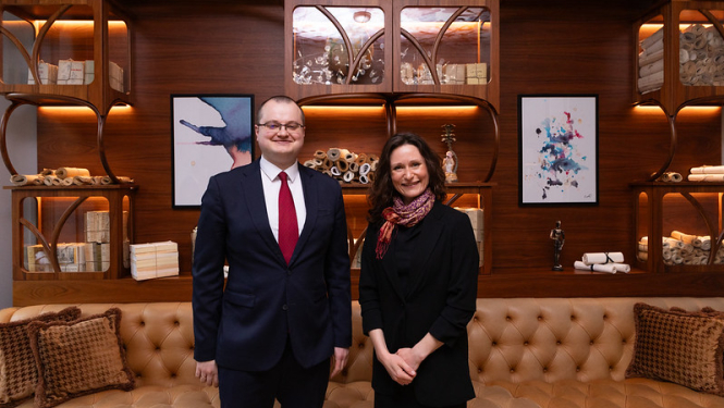 ĀM parlamentārais sekretārs Reinis Brusbārdis tiekas ar Norvēģijas Ārlietu ministrijas valsts sekretāri Mariju Varteresjanu (Maria Varteressian)