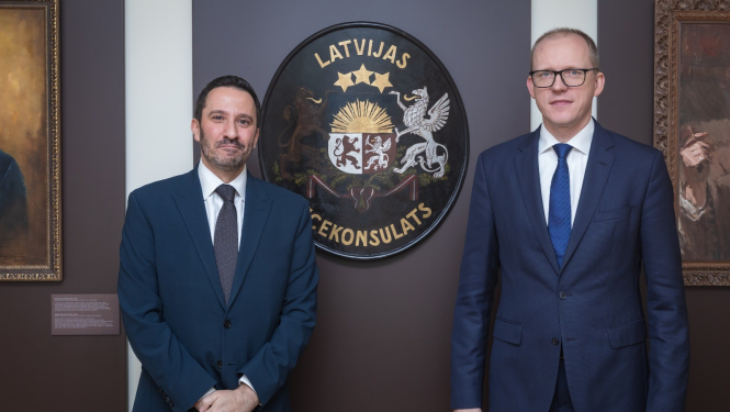 Valsts sekretārs akreditācijas vizītē pieņem Kipras vēstnieku