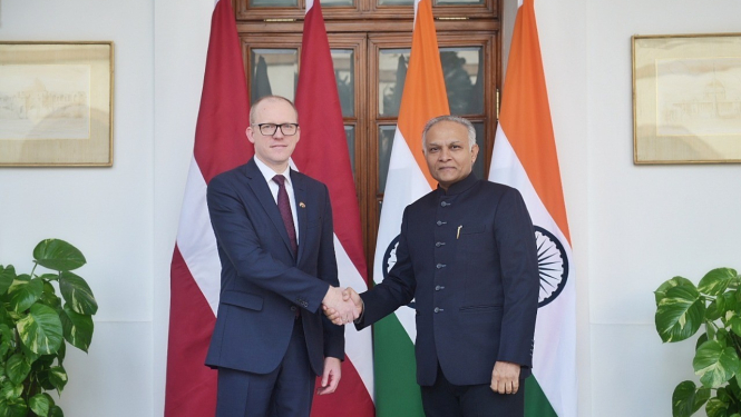 Valsts sekretārs Andris Pelšs darba vizītē Indijā piedalās politiskajās konsultācijās