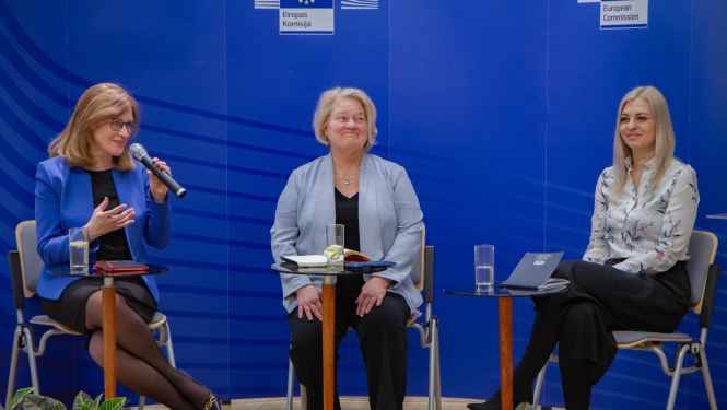Zanda Kalniņa-Lukaševica ES informācijas sniedzēju forumā