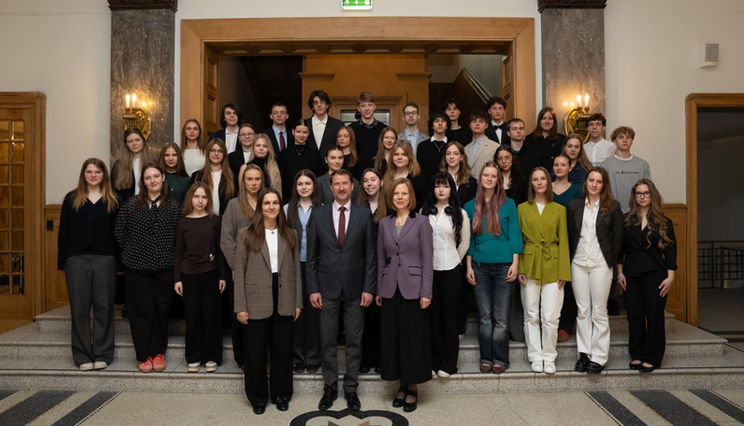 Ēnu dienas dalībnieku kopbilde