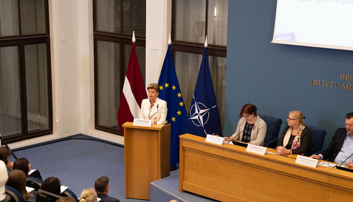 Baiba Braže uzrunā 18. ikgadējās Eiropas Savienības daudzvalodības jautājumiem veltītās konferences dalībniekus