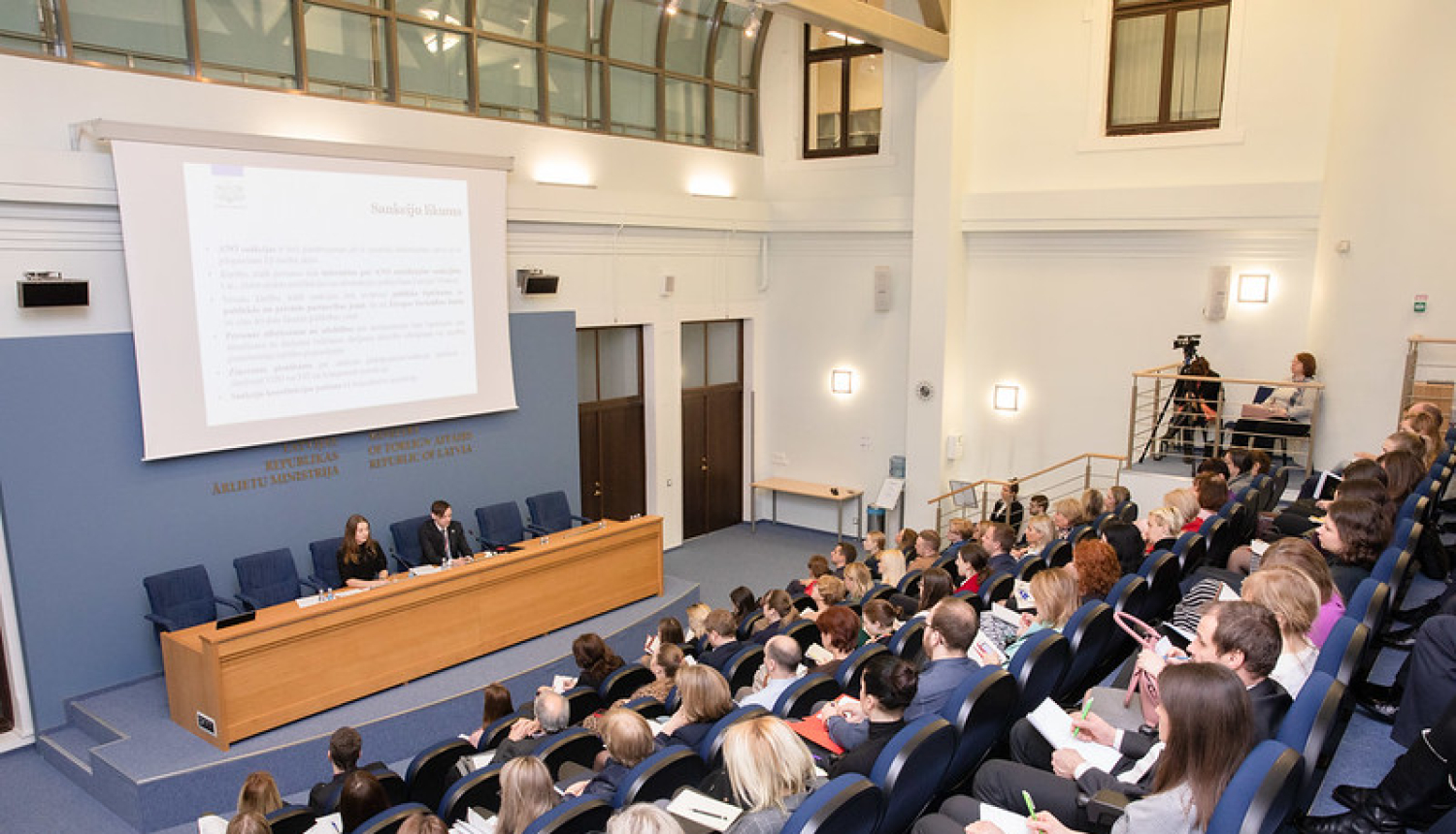 Ārlietu ministrijā informē par jaunumiem sankciju piemērošanā