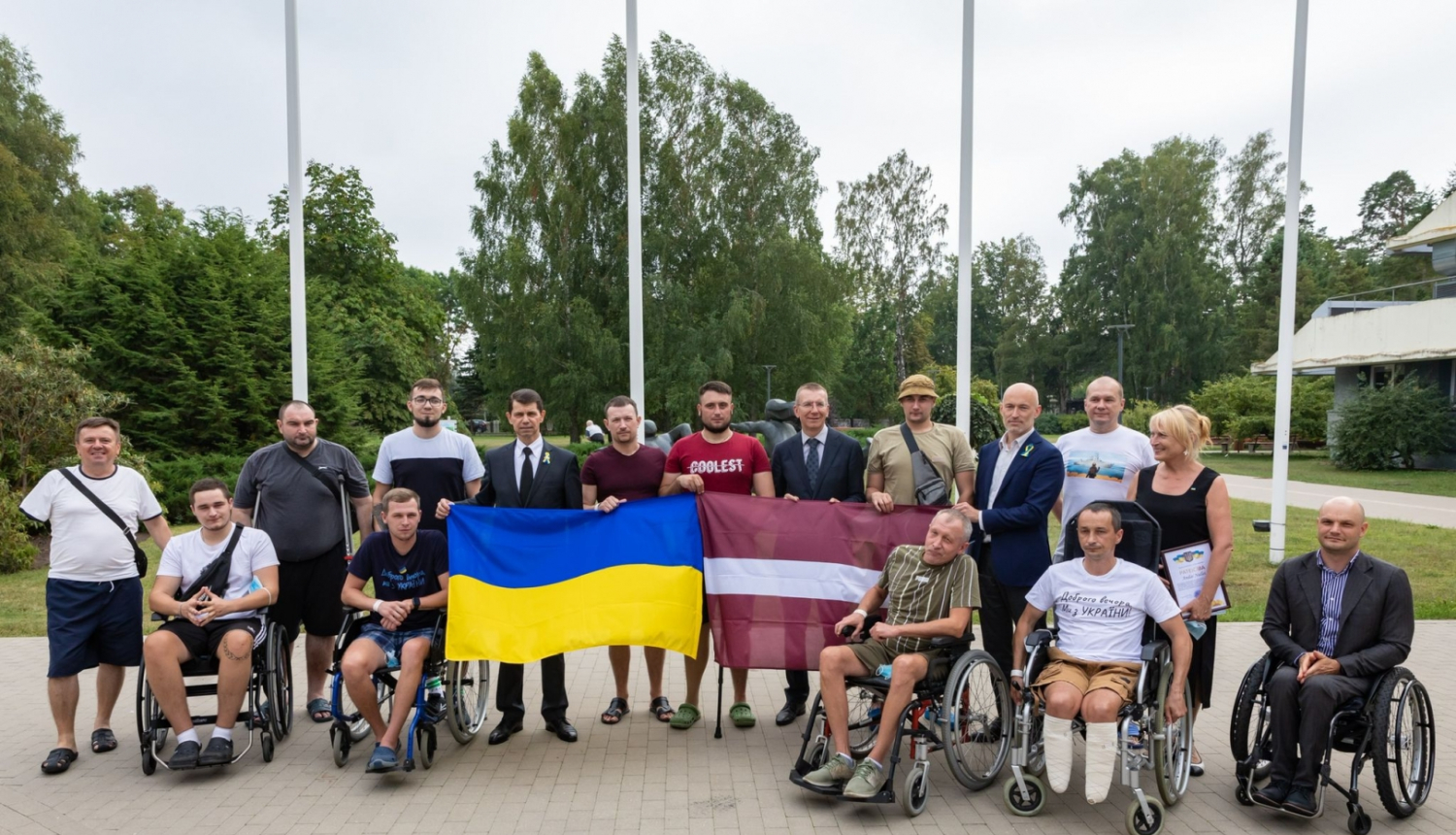 Ministrs tiekas ar UA karavīriem 