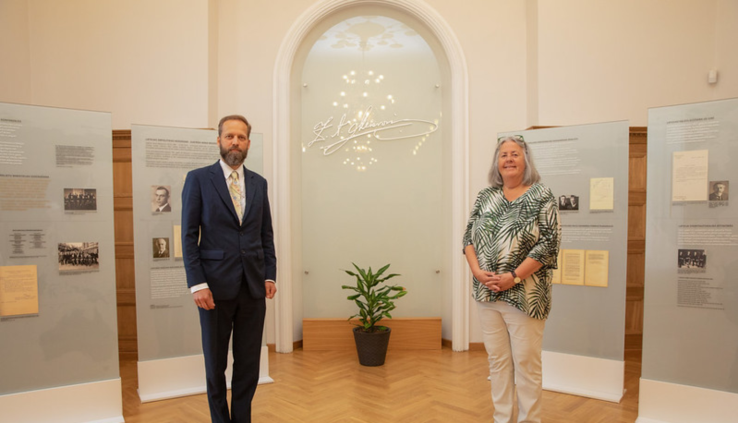 Jānis Mažeiks receives the Swedish Ambassador on a farewell visit