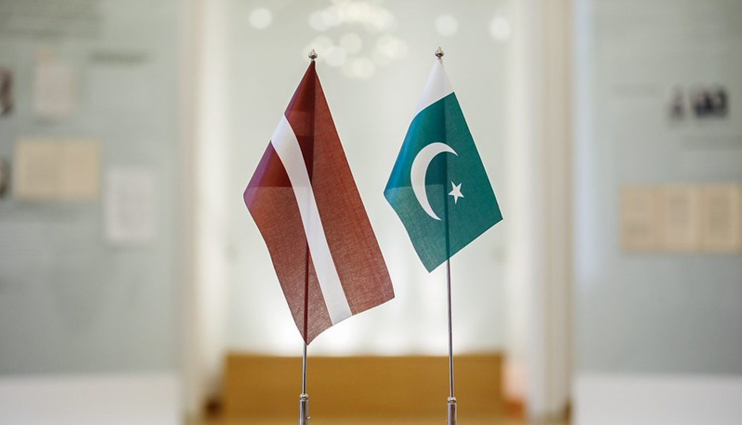 Valsts sekretārs ar jauno Pakistānas vēstnieku pārrunā divpusējo sadarbību